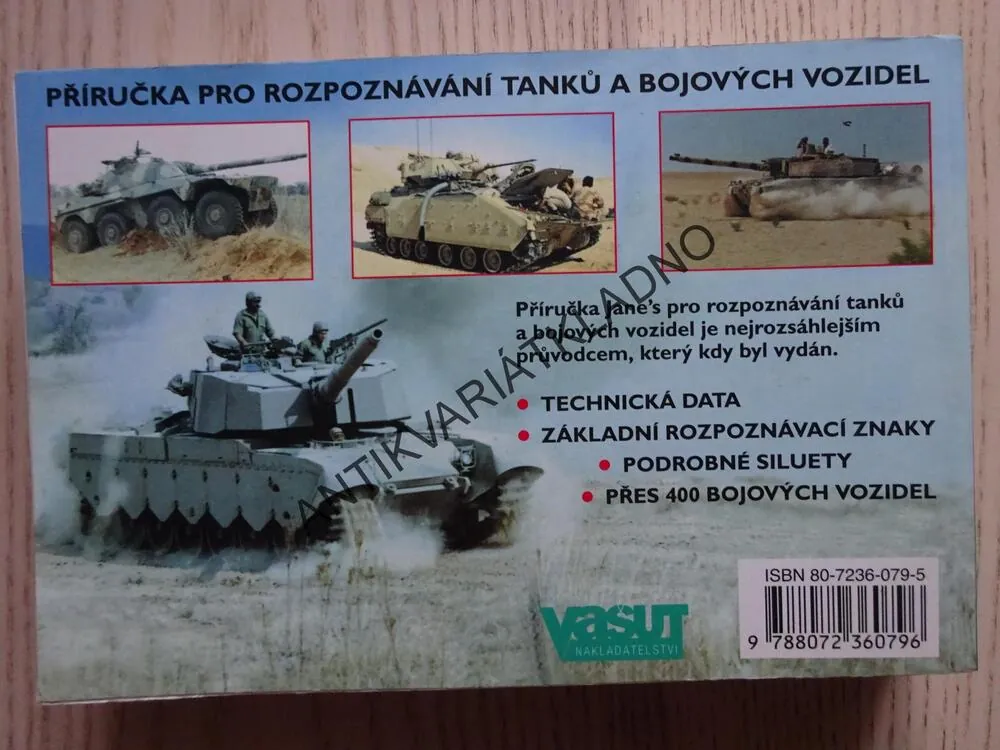 TANKY, PŘÍRUČKA PRO POZNÁVÁNÍ, CHRISTOPHER F. FOSS, **an