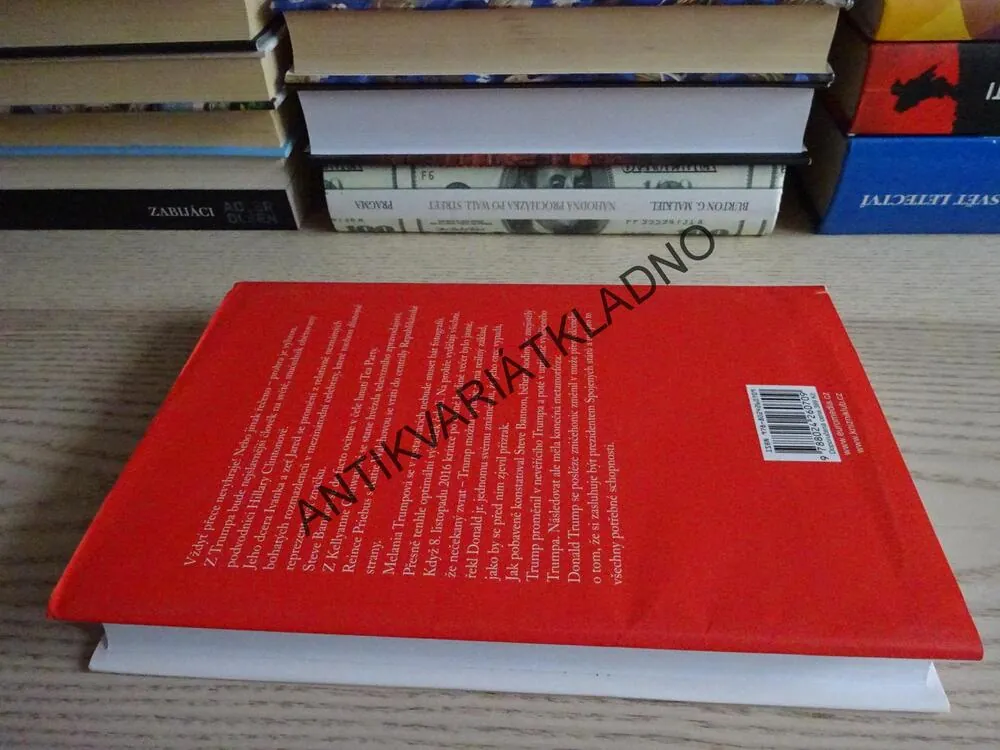 OHEŇ A HNĚV UVNITŘ TRUMPOVA BÍLÉHO DOMU, MICHAEL WOLFF, **an