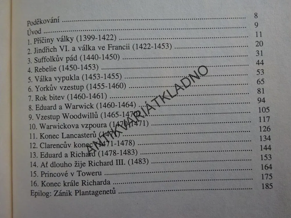 VÁLKY RŮŽÍ, ROBIN NEILLANDS, **an
