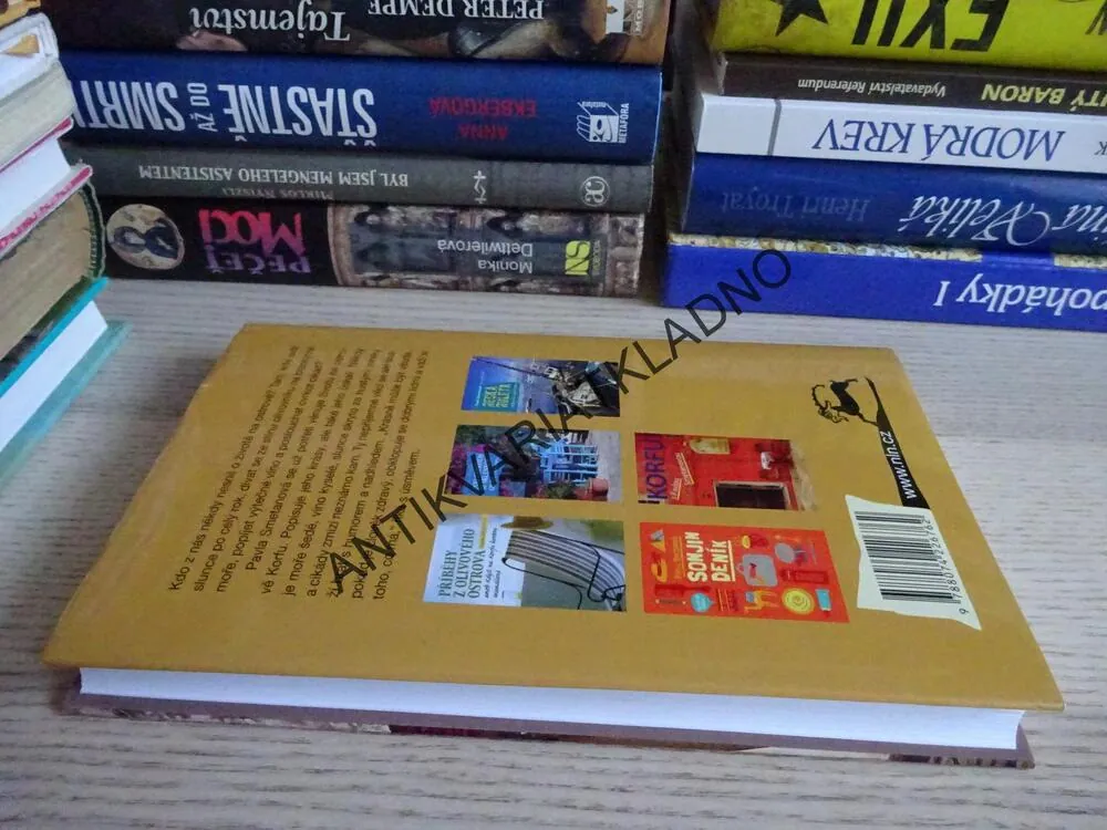 PŘÍBĚHY Z KORFSKÝCH ULIČEK, PAVLA SMETANOVÁ, SOUZANNA OFELIA DAMASKINOU, **an