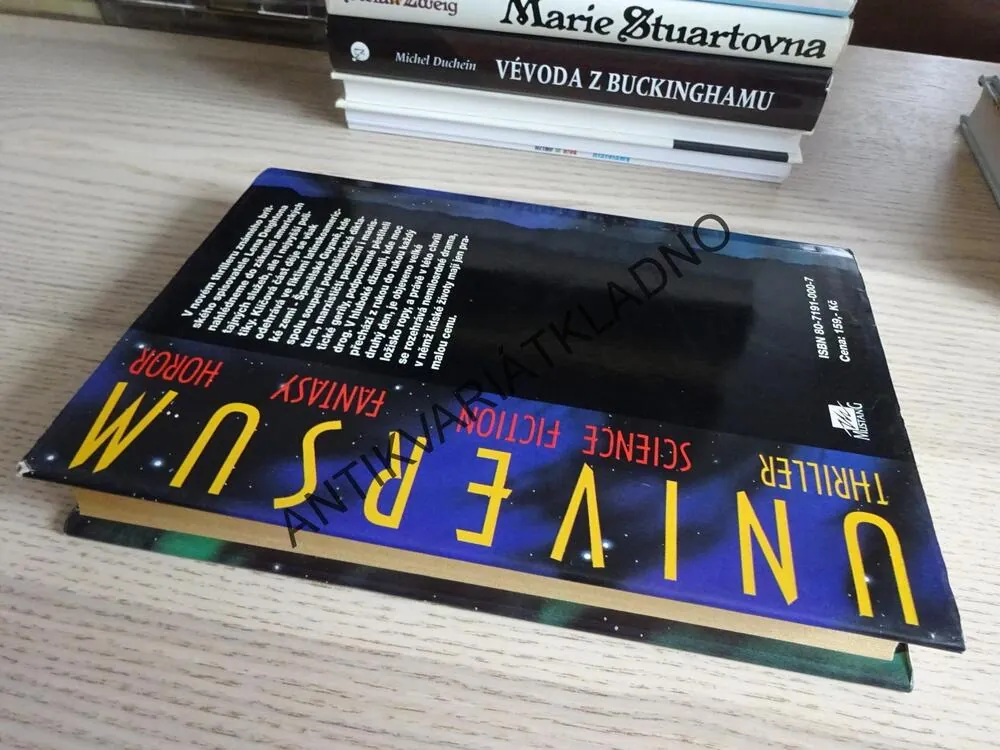 DŽUNGLE V PLAMENECH, LEN DEIGHTON, **an