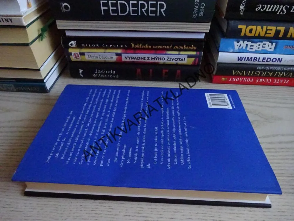CÍLOVÁ ROVINKA, DICK FRANCIS, **an