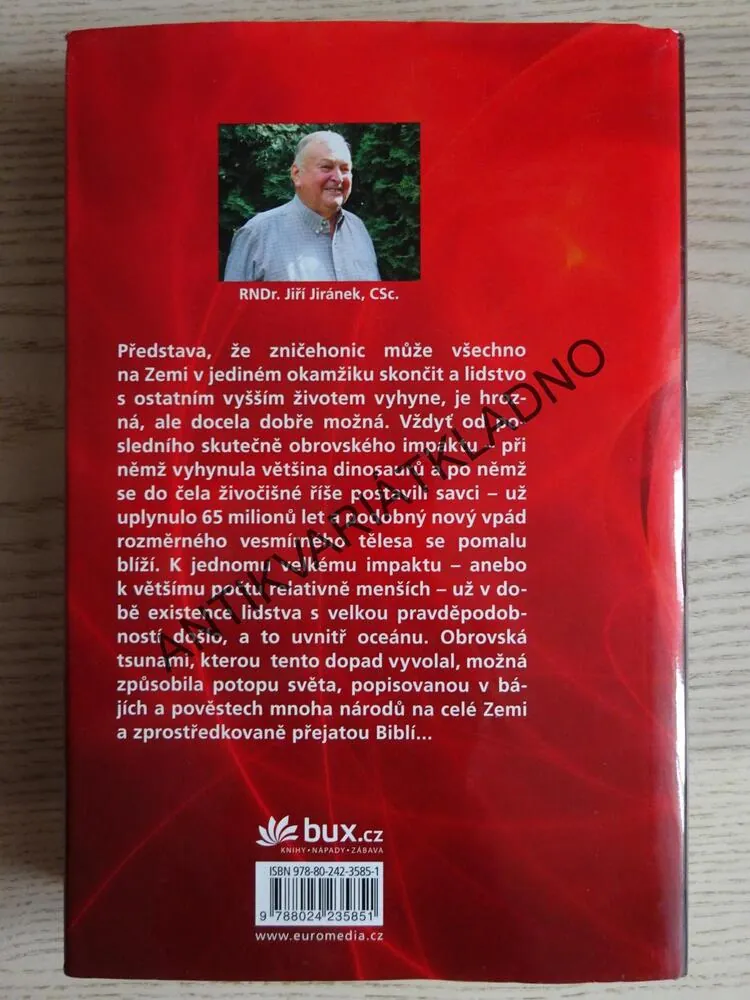 ZEMĚ JAKO VESMÍRNÝ TERČ, JIŘÍ JIRÁNEK, **an