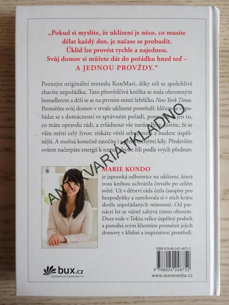 ZÁZRAČNÝ ÚKLID, MARIE KONDO, **an
