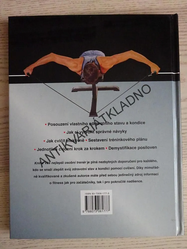 VÁŠ NEJLEPŠÍ OSOBNÍ TRENÉR, TANYA WYATTOVÁ, **an