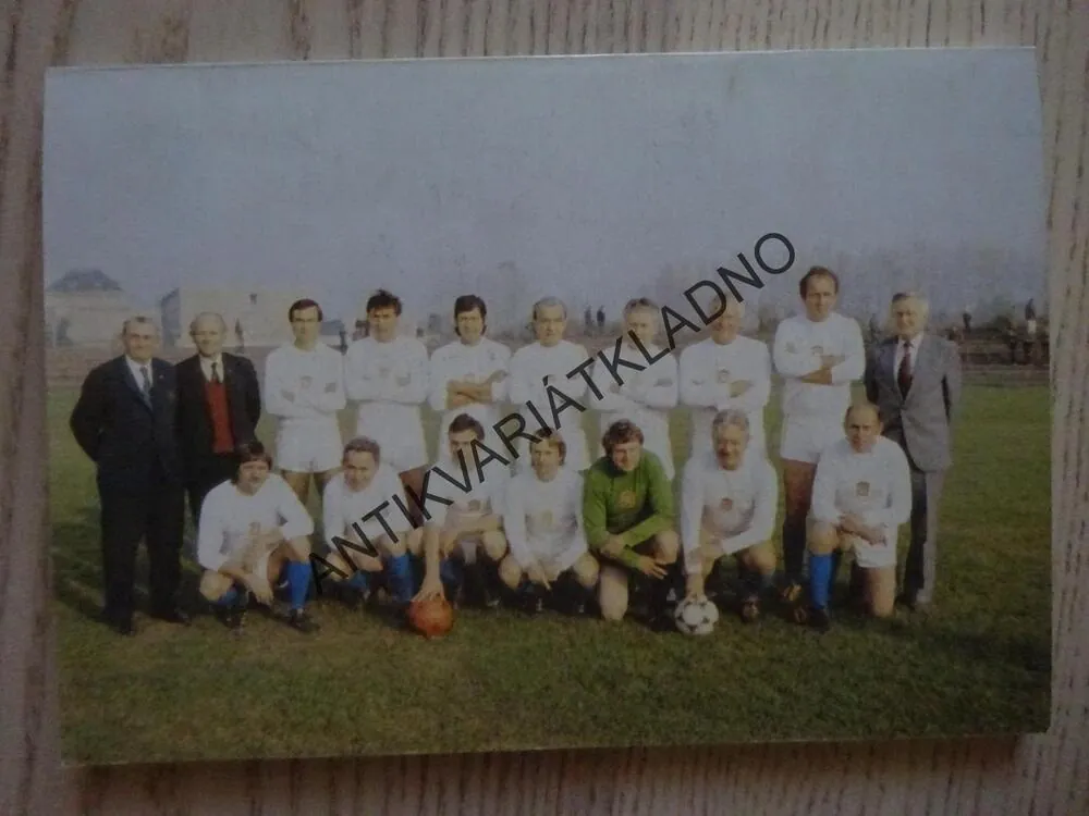 KLUB LIGOVÝCH KANONÝRŮ, OD BICANA K MASNÉMU, **an