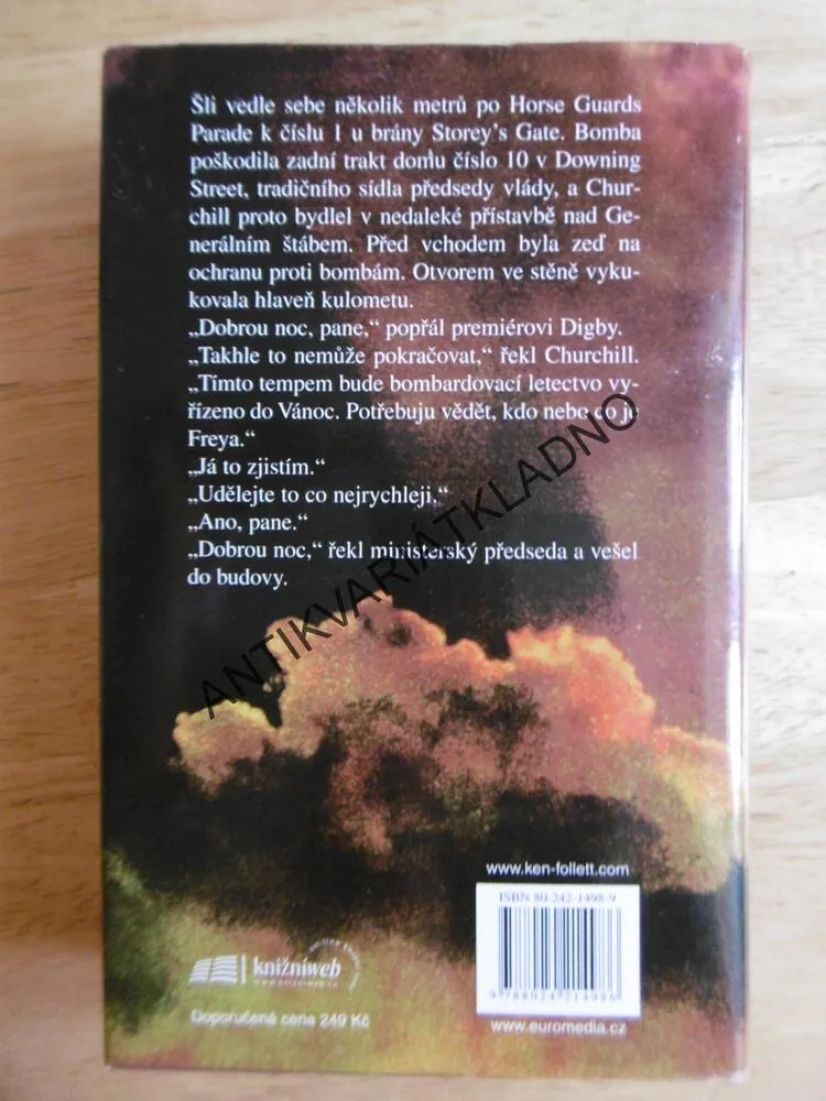 SRŠEŇ LÉTÁ V NOCI, KEN FOLLETT, LETECTVÍ, **an