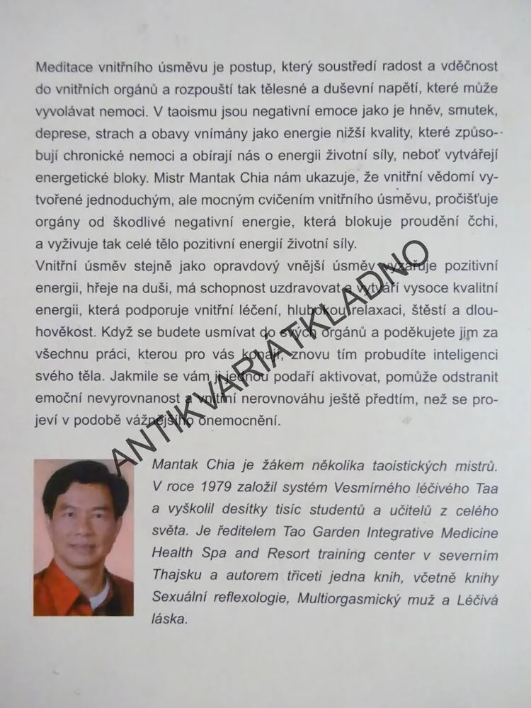 VNITŘNÍ ÚSMĚV, ZVYŠOVÁNÍ ENERGIE ČCHI CESTOU ROZVÍJENÍ RADOSTI, MANTAK CHIA, **an