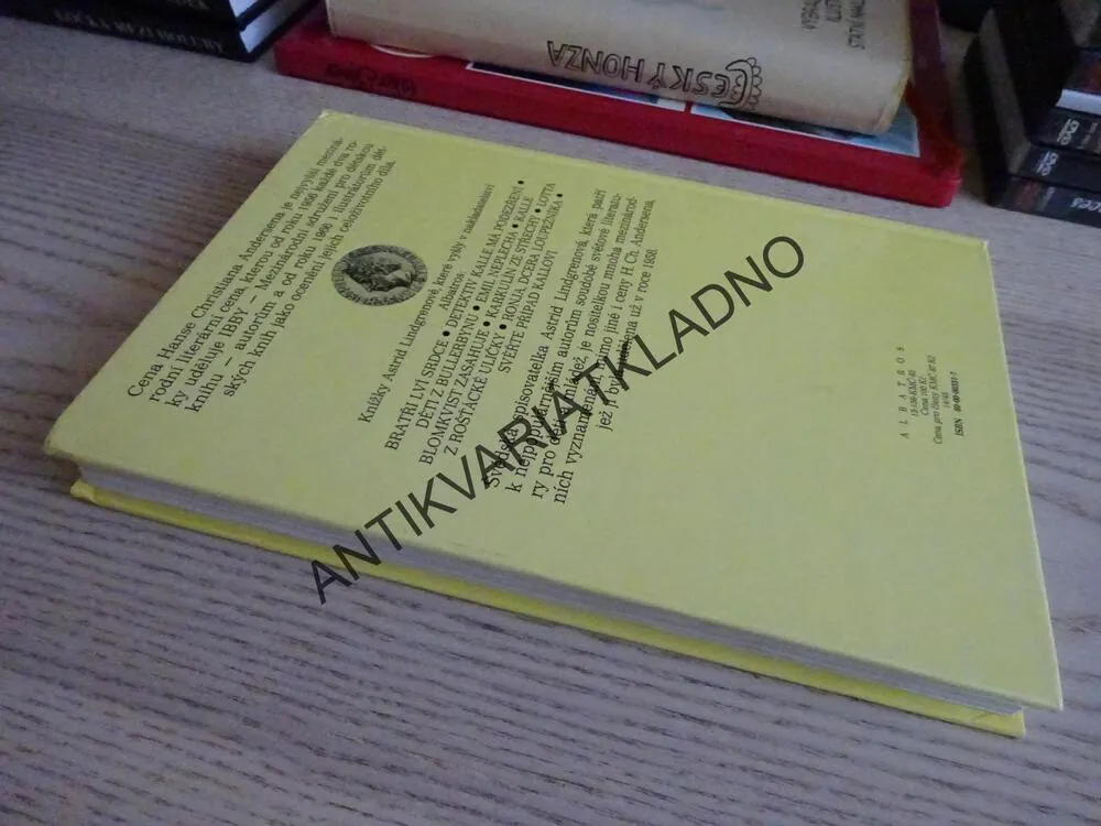 PIPI DLOUHÁ PUNČOCHA, ASTRID LINDGRENOVÁ, ADOLF BORN, **an