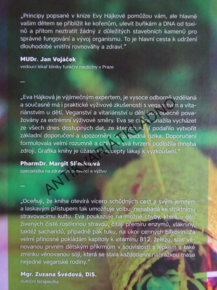HRAVĚ O ŽIVÉ STRAVĚ, EVA HÁJKOVÁ, **an