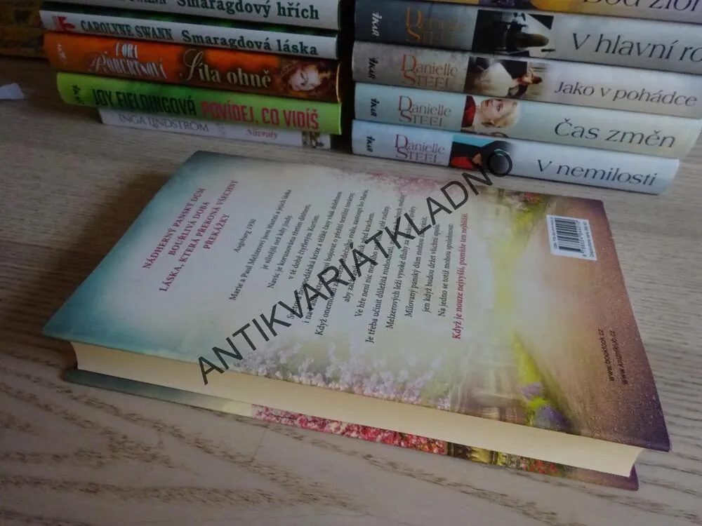 PANSKÝ DŮM, NÁVRAT, ANNE JACOBSOVÁ, **an