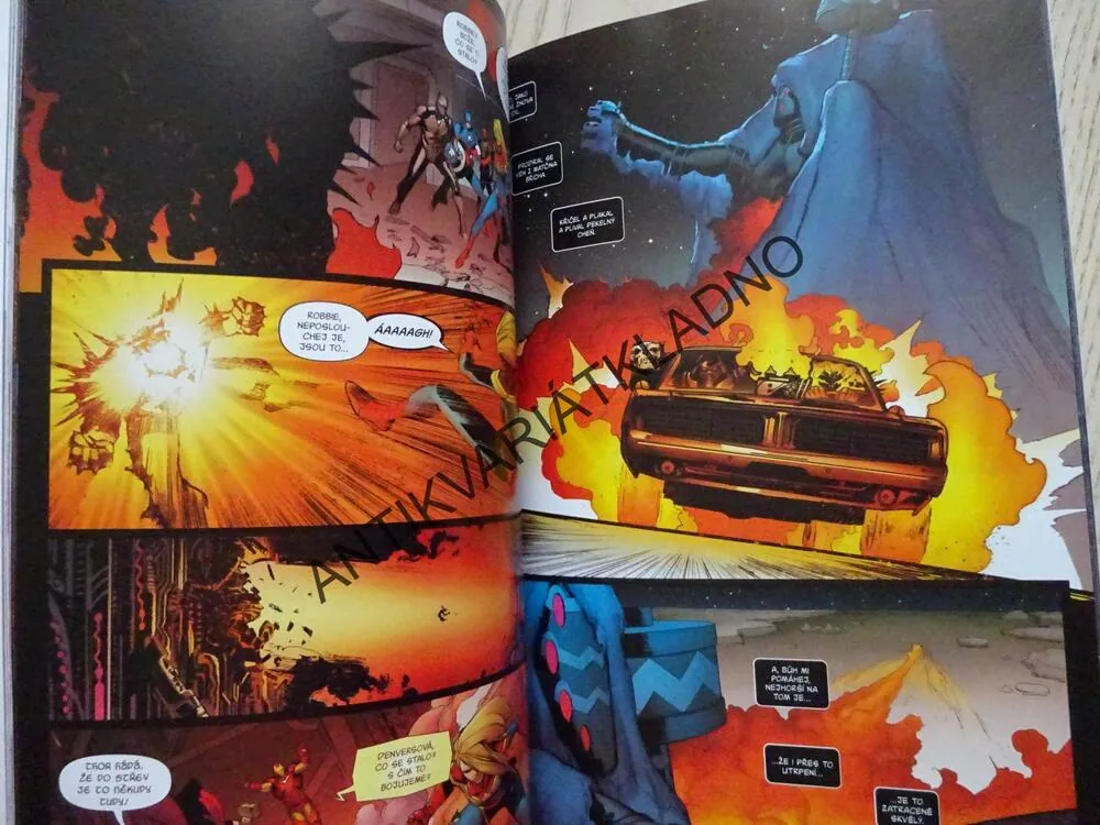 AVENGERS, VÁLKA UPÍRŮ, KOMIKS MARVEL, **an