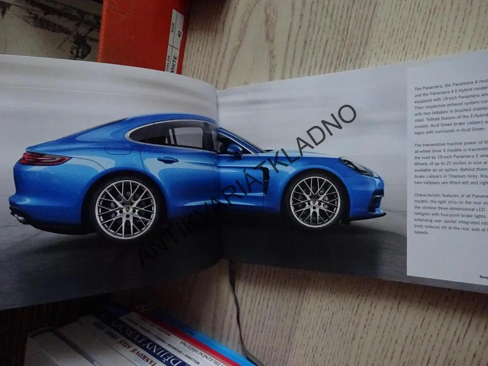 KATALOG AUTOMOBILKY PORSCHE, THE NEW PANAMERA, **an