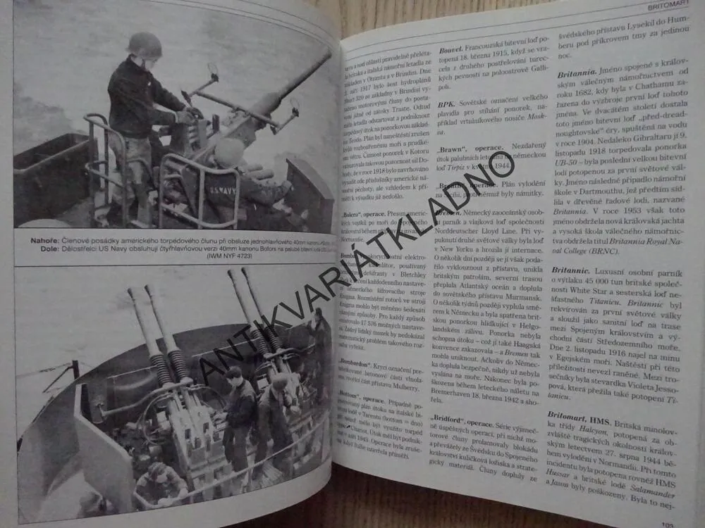 NÁMOŘNÍ VÁLKY, PAUL KEMP, **an