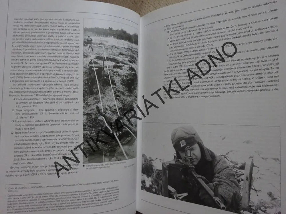 ARMÁDA ČESKÉ REPUBLIKY, SYMBOL DEMOKRACIE A STÁTNÍ SUVERENITY, **an