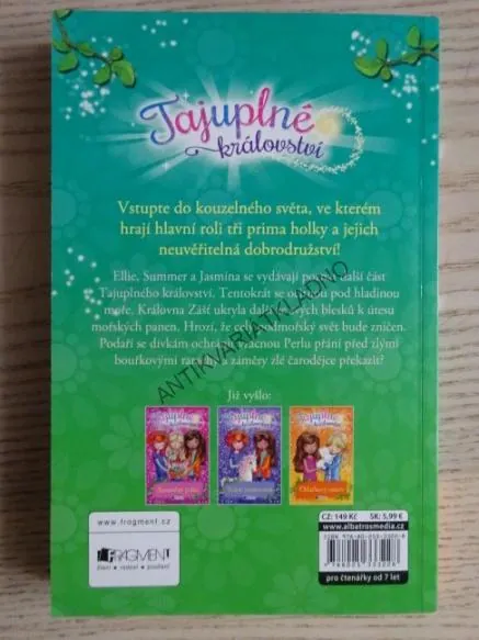 TAJUPLNÉ KRÁLOVSTVÍ, ÚTES MOŘSKÝCH PANEN, ROSIE BANKSOVÁ, **an