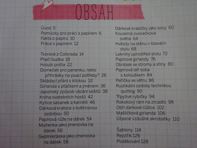 NŮŽKY, PAPÍR, LEPIDLO, **an