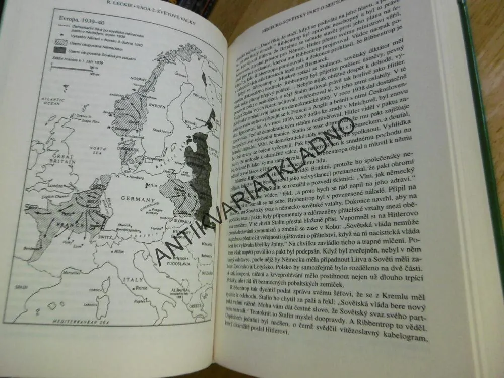 SÁGA 2.SVĚTOVÉ VÁLKY, ROBERT LECKIE, **an