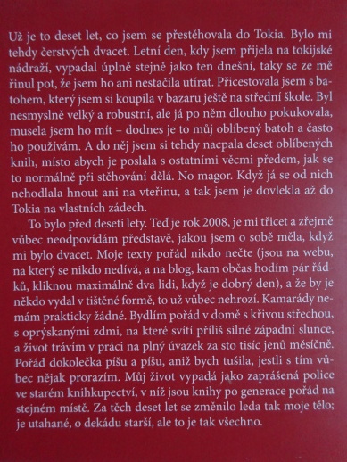 PRSA A VAJÍČKA, MIEKO KAWAKAMI, **an