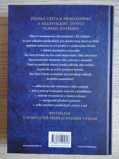 TAO ŽENY, MAITREYI D. PIONTEK, **an