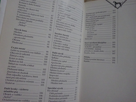 VÝCHOVA A VÝCVIK PSŮ, DORIS BAUMANNOVÁ, **an