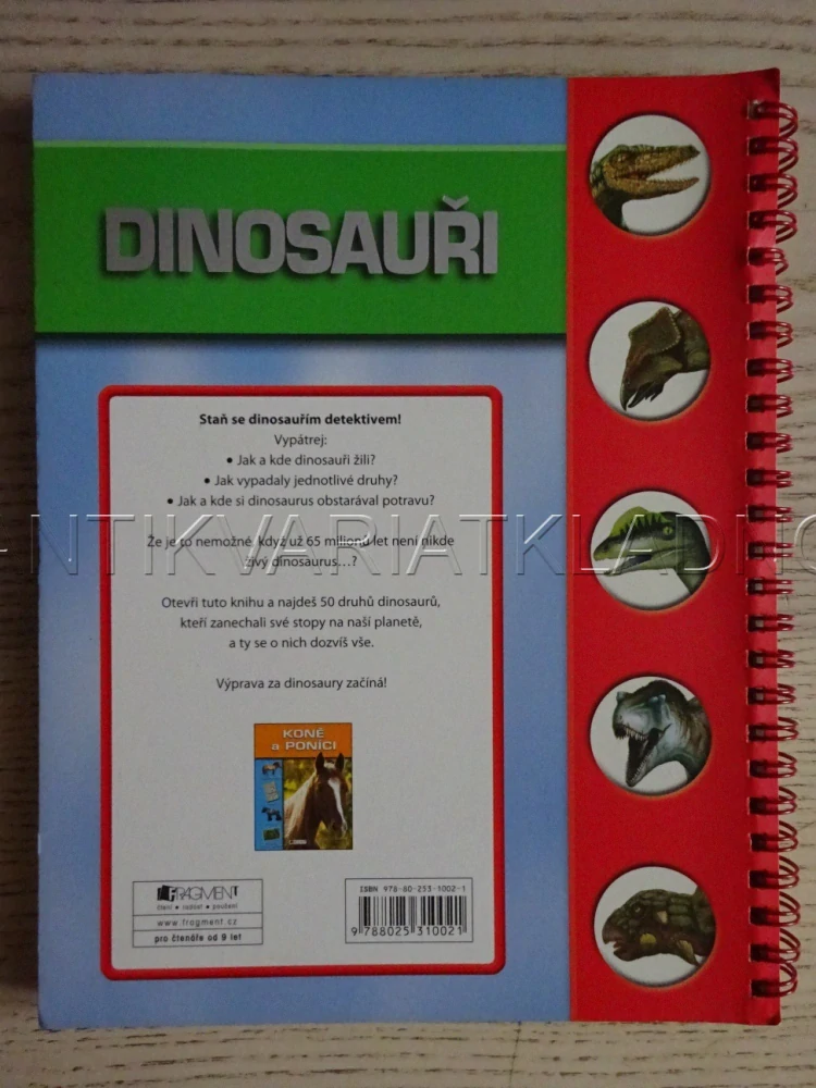 DINOSAUŘI, **an