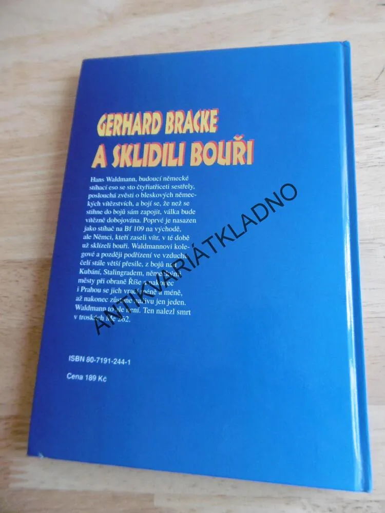 A SKLIDILI BOUŘI, GERHARD BRACKE, letectví, **an