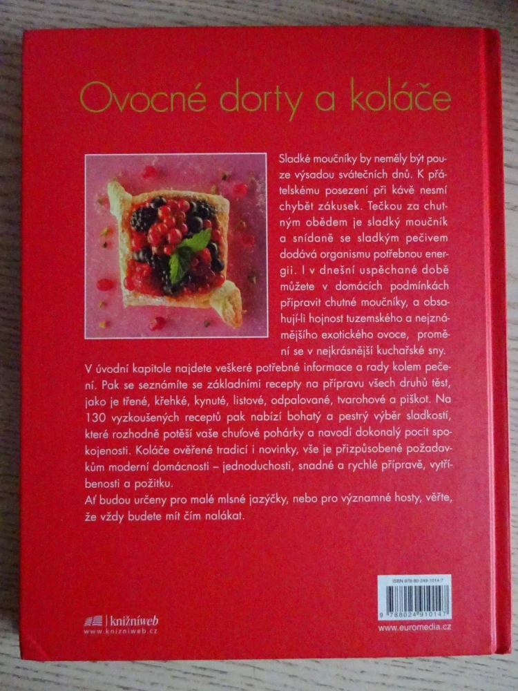 OVOCNÉ DORTY A KOLÁČE, **an