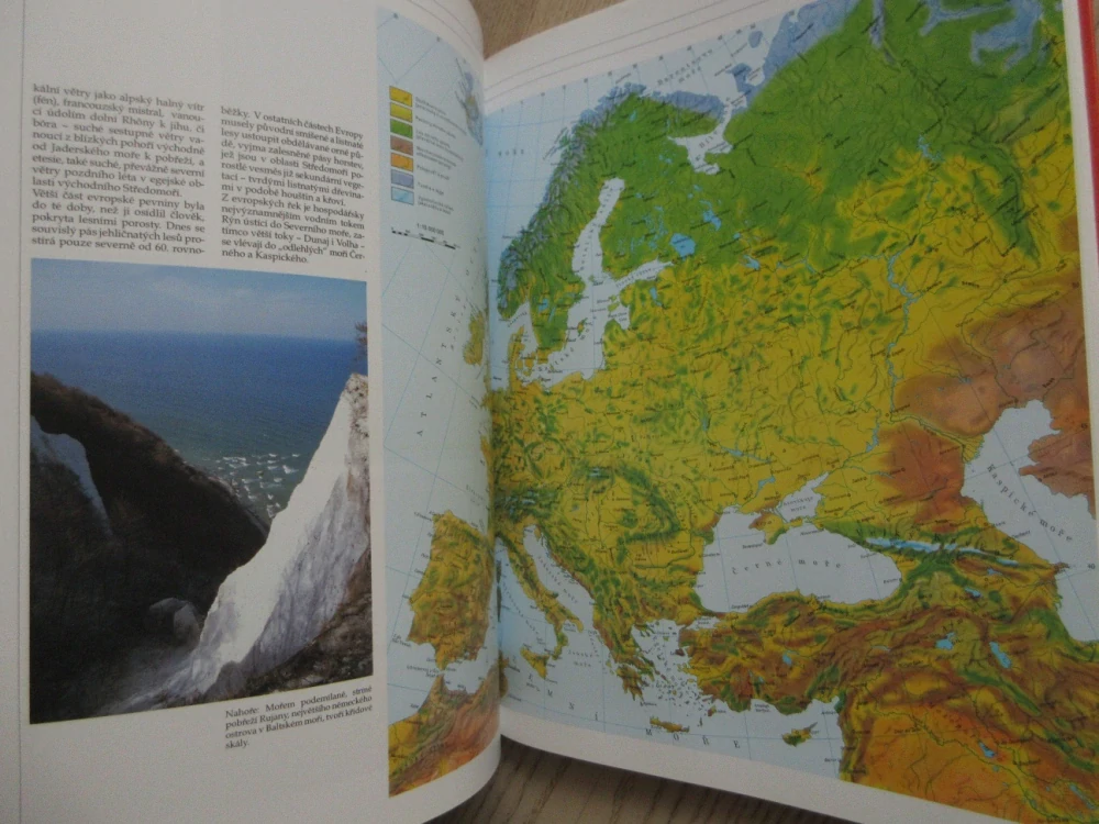 VELKÝ ATLAS SVĚTA, **an