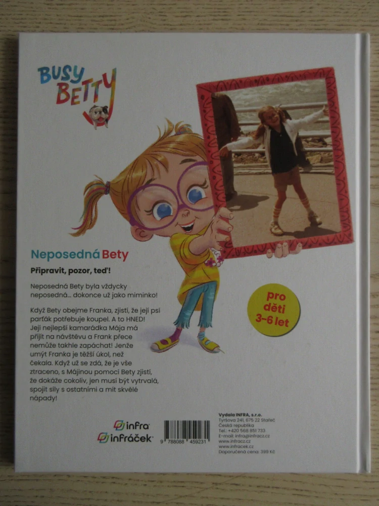 NEPOSEDNÁ BEZY, REESE WITHERSPOONOVÁ, **an