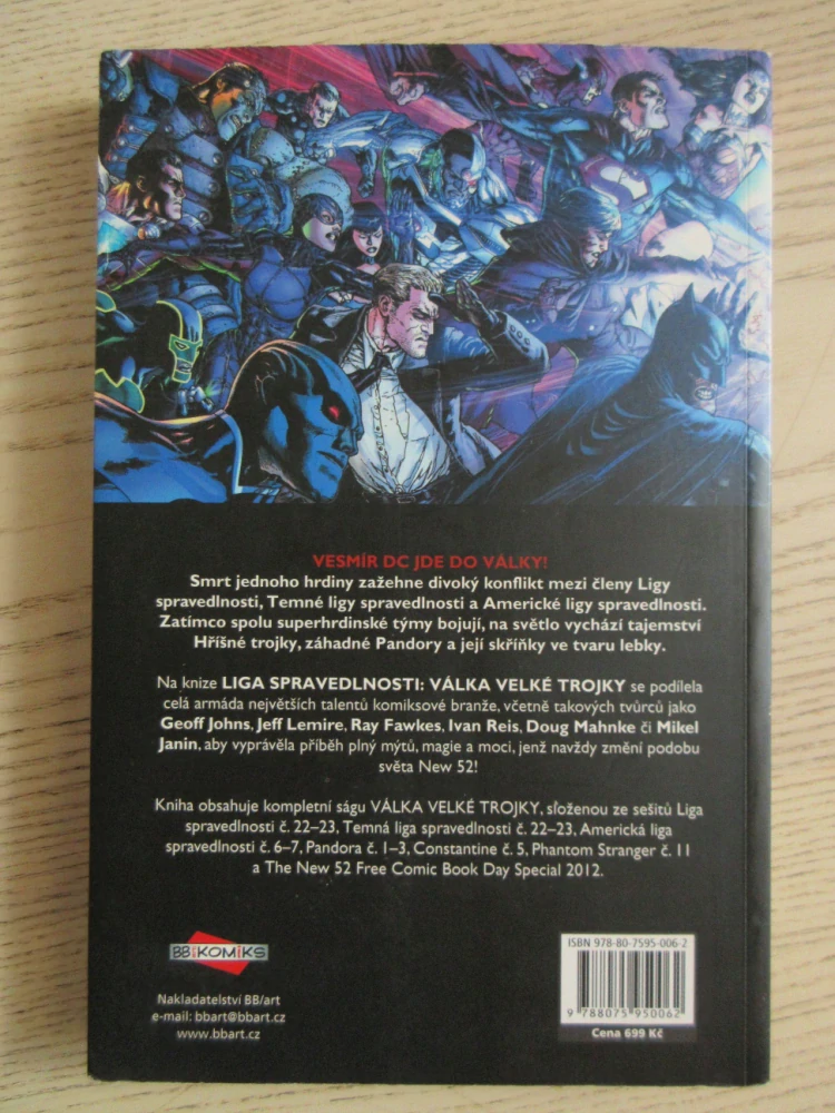 LIGA SPRAVEDLNOSTI, VÁLKA VELKÉ TROJKY, DC, KOMIKS **an