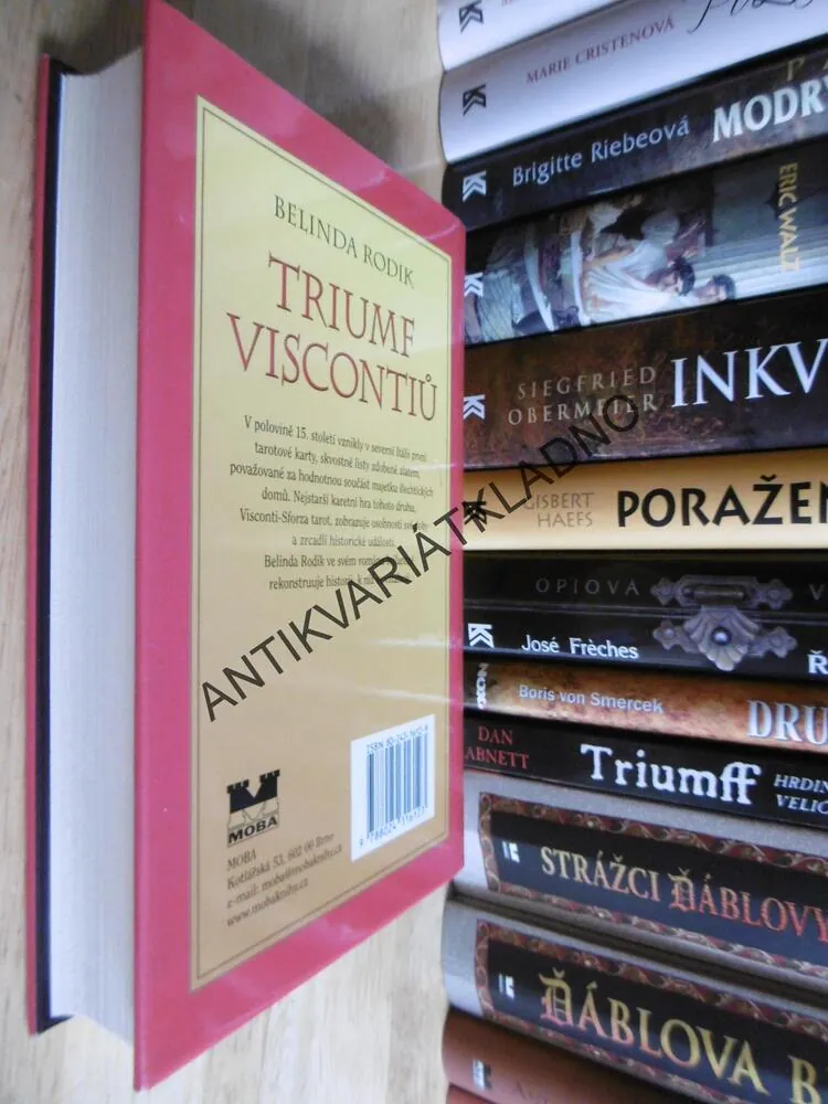 TRIUMF VISCONTIŮ, BELINDA RODIK, **an