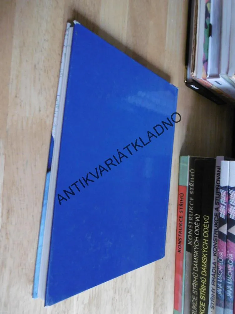 ŠITÍ KROK ZA KROKEM, BURDA, TVOŘIVÝ KONÍČEK PRO KAŽDÉHO, 950 ILUSTRACÍ