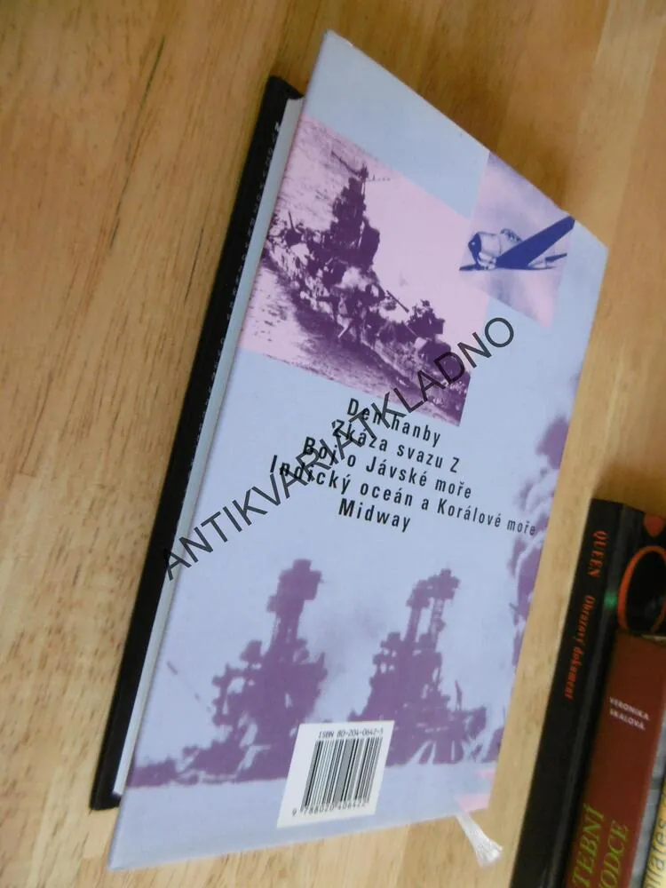 PACIFIK V PLAMENECH, MILOŠ HUBÁČEK