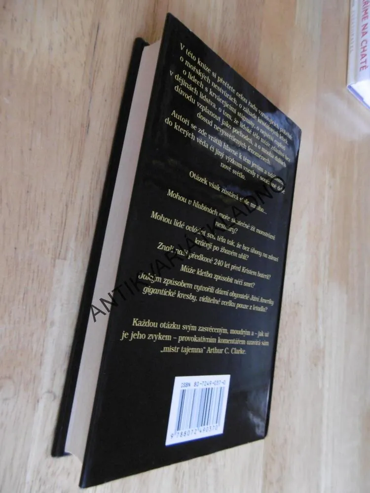 DALŠÍ ZÁHADY, ARTHUR C. CLARKE, **an