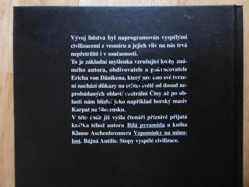 KDYŽ SI BOHOVÉ HRAJÍ NA BOHA, HARTWIG HAUSDORF, **an