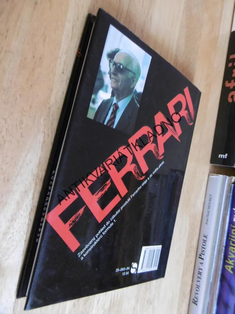 FERRARI, PŮLSTOLETÍ AUTOMOBILU, OSCAR OREFICI, **an
