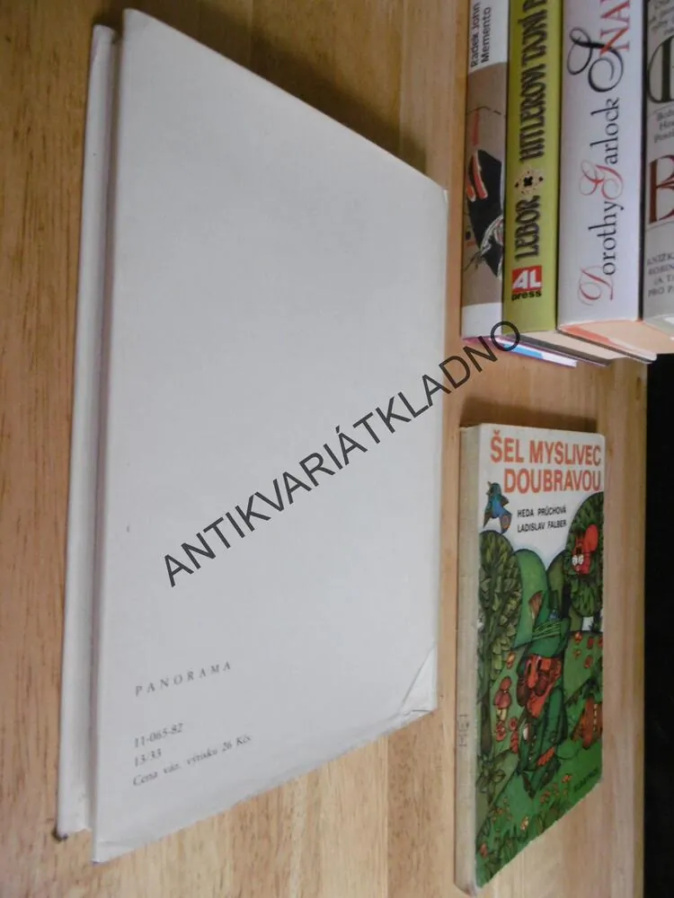 A HOŘEL SNAD I KÁMEN, MIROSLAV IVANOV, **an