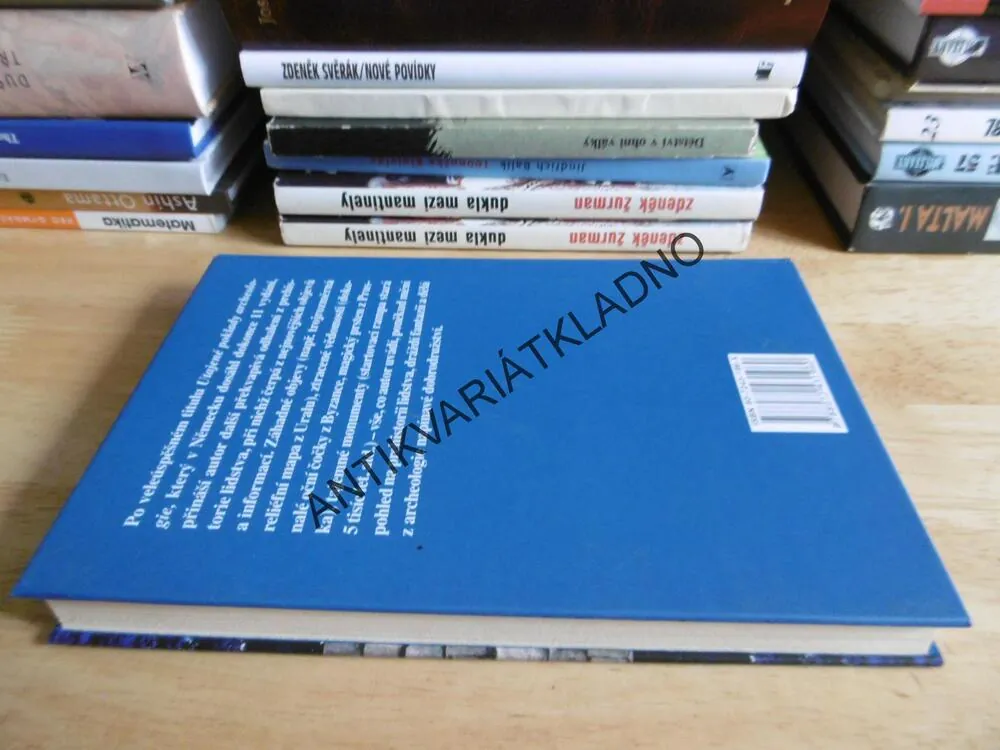 TAJUPLNÁ ARCHEOLOGIE, LUC BÜRGIN, **an