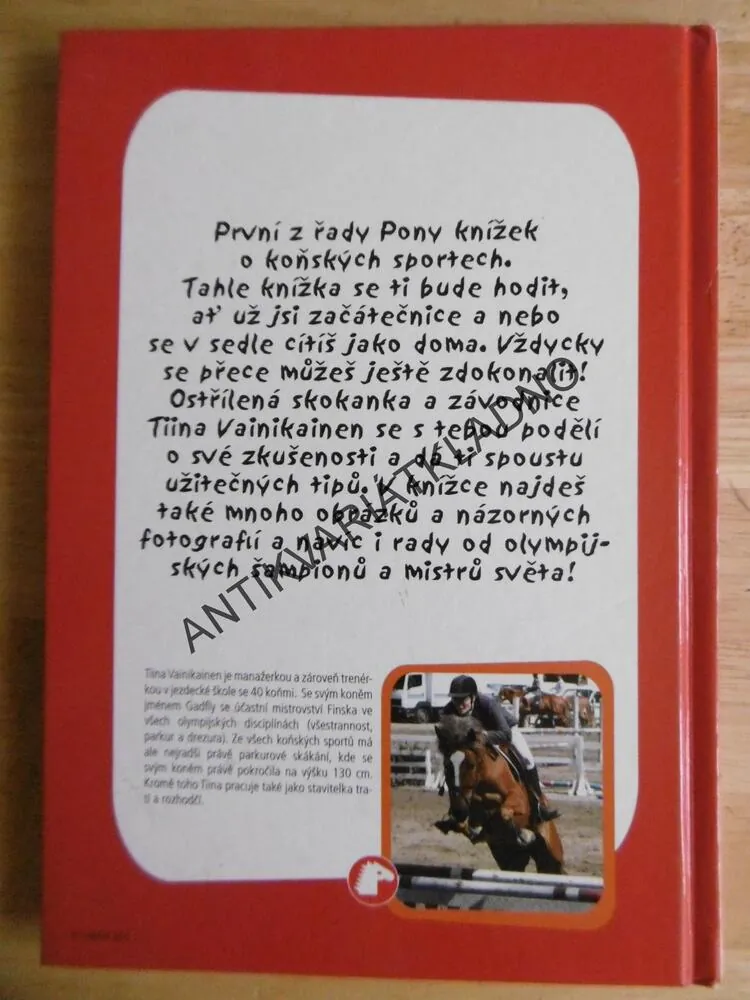 PARKUROVÉ SKÁKÁNÍ, TIINA VAINIKAINEN, **an