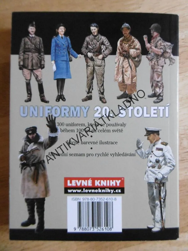 UNIFORMY 20. STOLETÍ, 30 UNIFOREM Z CELÉHO SVĚTA, **an