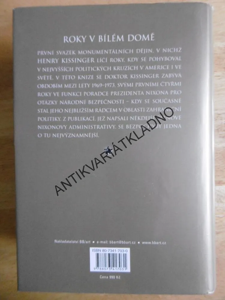 ROKY V BÍLÉM DOMĚ, HENRY KISSINGER, **an