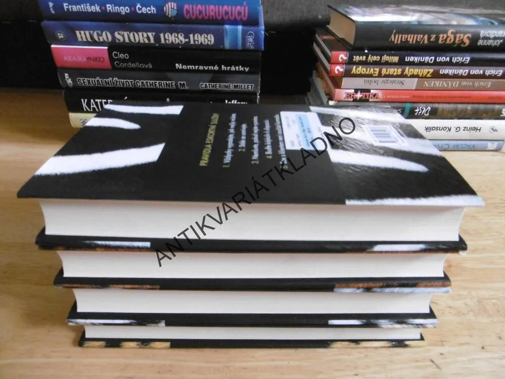 CALENDAR GIRL, 1-4, AUDREY CARLANOVÁ, **an