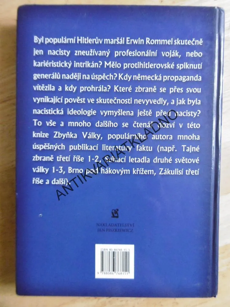 UTAJENÁ TŘETÍ ŘÍŠE, ZBYNĚK VÁLKA, **an