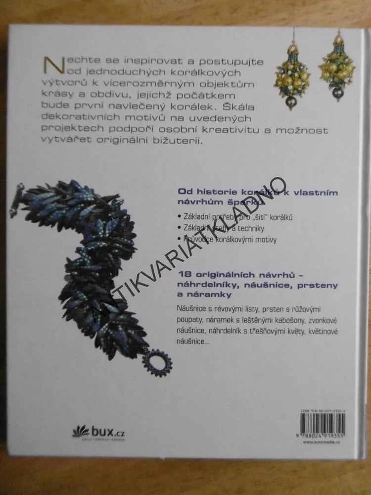 ŠPERKY Z KORÁLKŮ A PEREL, NÁHRDELNÍKY, NÁRAMKY A NÁUŠNICE, LAURA MCCABEOVÁ, **an