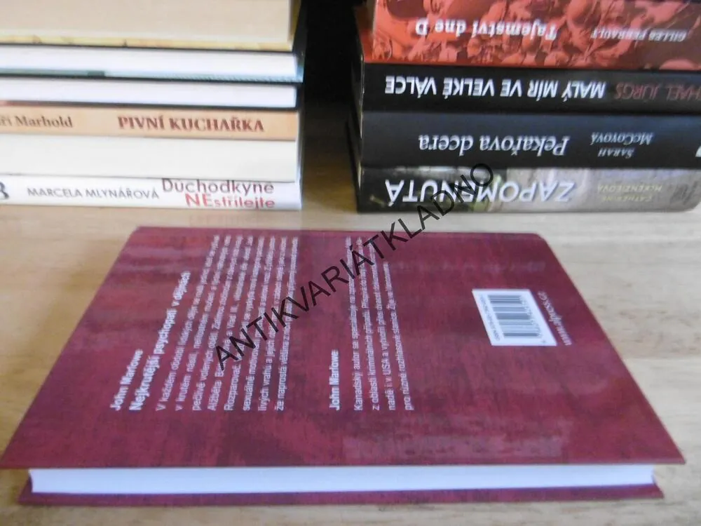 NEJKRUTĚJŠÍ PSYCHOPATI V DĚJINÁCH, JOHN MARLOWE, **an