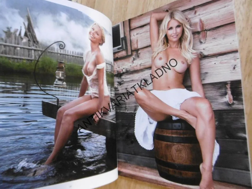 PLAYBOY, 6/2020, PLAYMATE CLARENCIA, 
