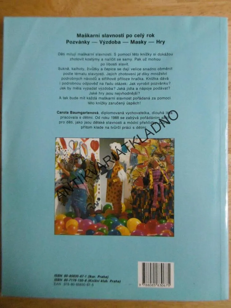 DĚTSKÉ MAŠKARNÍ KOSTÝMY, CAROLA BAUMGARTENOVÁ, VČETNĚ STŘIHŮ, **an