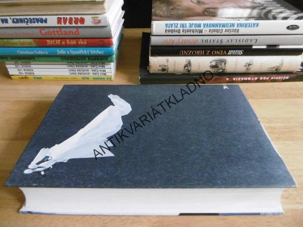AURELIÁN, LOUIS ARAGON, **an
