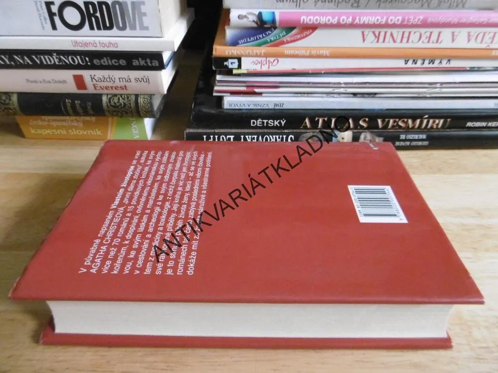VLASTNÍ ŽIVOTOPIS, AGATHA CHRISTIE, **an